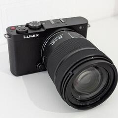 ほぼ新品　レンズ　LUMIX S 28-200 mm F4-7....