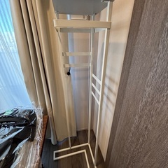 ハンガーラック