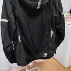 ヘンリービギンズ　メッシュパーカー美品の画像