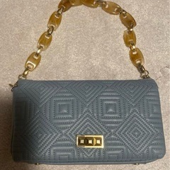 ザラ　ショルダーバック　新品未使用
