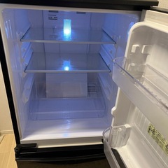 SHARP 冷蔵庫の画像