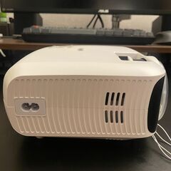 小型プロジェクター FUNLOGY Projectorの画像