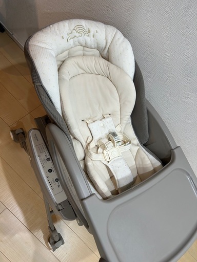 Aprica ユラリズムオート　アップリカ　ハイローチェア