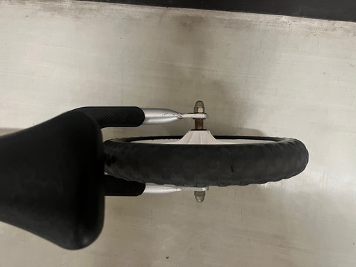 ストライダー プロ（画像追加分） 超軽量アルミ製ハイグレードモデル「STRIDER PRO」より新色が12月6日新発売。 | 株式会社Ampusのプレスリリース