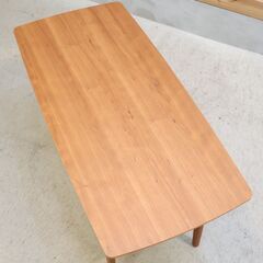 人気のkarimoku60(カリモク60) チェリー材 リビングテーブル(小)です
