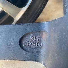 165-40-16rアルミホイールの画像