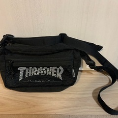 THRASHERショルダーバッグ