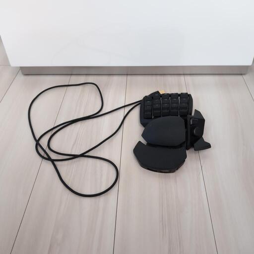 Razer ORBWEAVER CHROMA 左手デバイス
