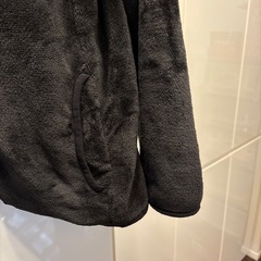 差し上げます🤲　フリースみたいな素材　外仕事の方　作業着の下に如何ですか❓の画像