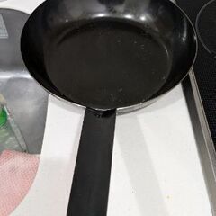 鉄フライパン