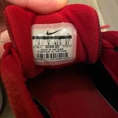 Nike レッド ランニングスニーカー 27cmの画像