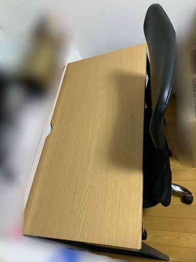 ■デスク、チェア