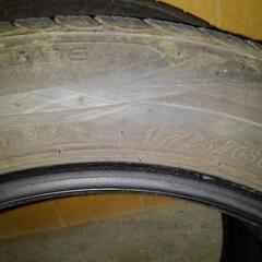 少ないサイズ　サイズが合えばお買い得！　新古品　2024年式　１７５/６０R１６　4本　ROADSTONEの画像