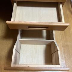 勉強机　鍵付き　照明付きの画像