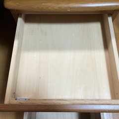 勉強机　鍵付き　照明付きの画像