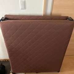折り畳みベッド