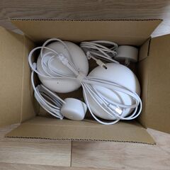 【値下げ】Google Nest Wi-Fi  ルーター&拡張ポイント　2点セットの画像