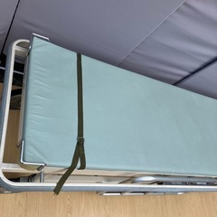 ストレッチャー パラマウントベッドの画像