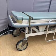 ストレッチャー パラマウントベッドの画像
