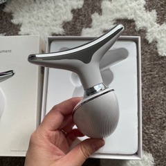 美顔器 Beauskin フェイシャルネックケアリフトの画像