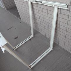 エアコン室外機の天吊り金具　天井吊用の画像