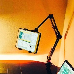 タブレット　アーム