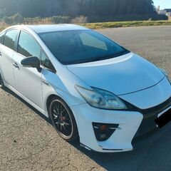 zvw30 プリウス g'sフロントバンパー　車検令和8年7月