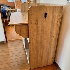 　　可動式　天板、拡張可能　【中古勉強机/飾棚】