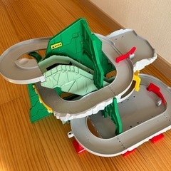 トミカ　やまのぼりドライブ