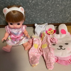 ネネちゃん　　抱っこひもと人形本体まとめての画像