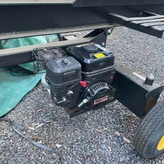 薪割り機　エンジン　の画像