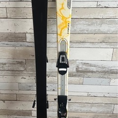 ELAN 152cmスキーの画像