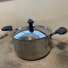 美品ステンレス両手鍋　23cm 深さ13cm