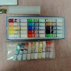 絵の具セットの画像