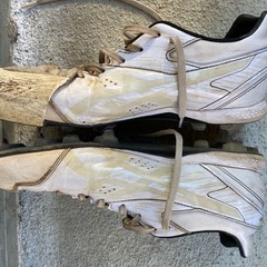 野球用スパイク　白　アシックス　26センチの画像