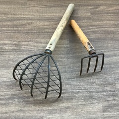 【今年の潮干狩りに備えて】大人用とお子様用の貝掘り熊手