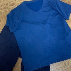 Tシャツとショートパンツ