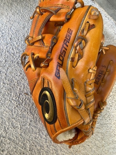 野球グローブ　硬式用　アシックス　内野手