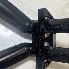 デュアルモニターアームの画像