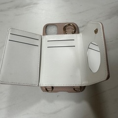 iPhone11スマホカバーの画像