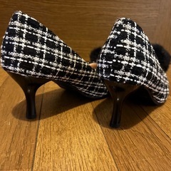 attagirl ツイードパンプス ファー付きの画像