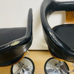 バーチェア2脚　シリコンカバー付き　の画像
