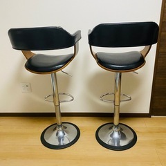 バーチェア2脚　シリコンカバー付き　の画像