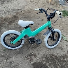 【受取者決定】3/1 8時半　子ども自転車　14インチ
