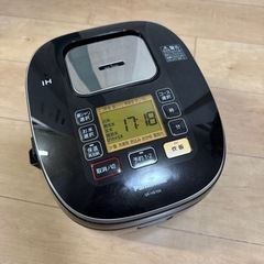 【決まりました】炊飯器　Panasonic SR-HB106