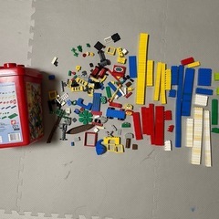 LEGO 赤いバケツ