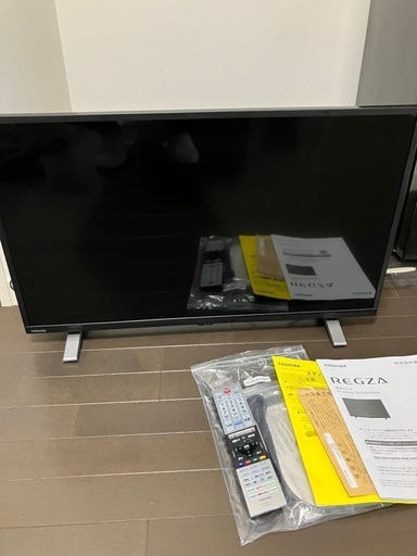 東芝　REGZA32インチ　テレビ台セット