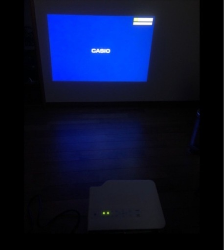 　プロジェクター　casio XJ-A252