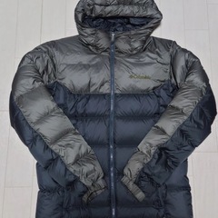 美品！　コロンビア　ダウンジャケット