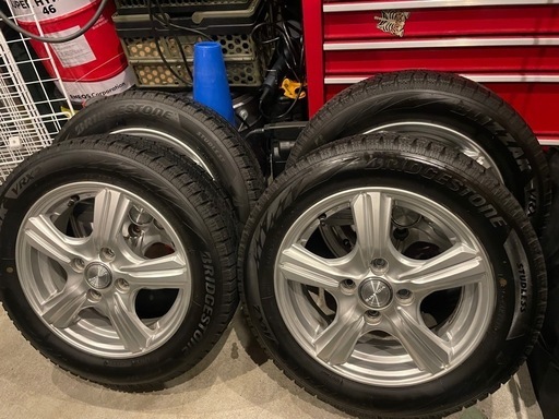 （本日取引中です）軽自動車用スタッドレス155/65R14 ブリヂストン